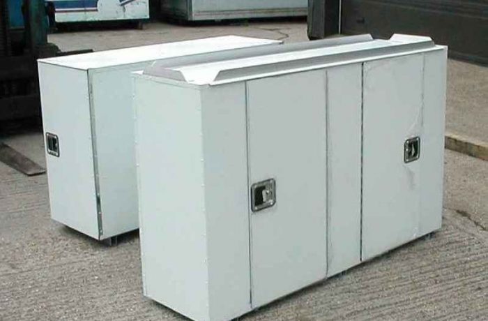 Insulated Deck Mounted Goodsboxes